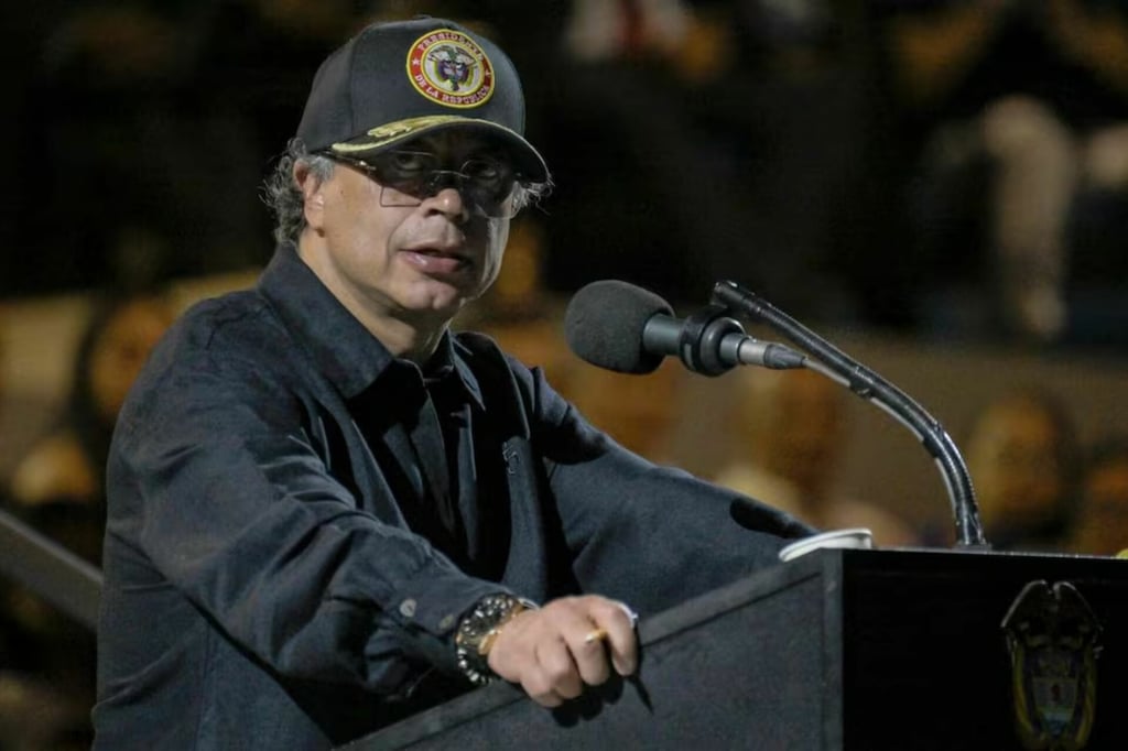 Maracaibo, foco del bombardeo de EU en Venezuela, según Petro; expresa preocupación