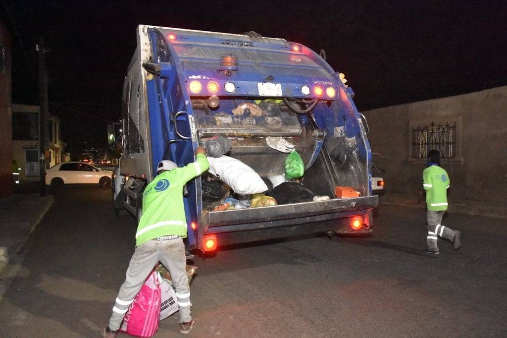 Incremento. Durante las celebraciones decembrinas y vacaciones aumenta la recolección de basura.