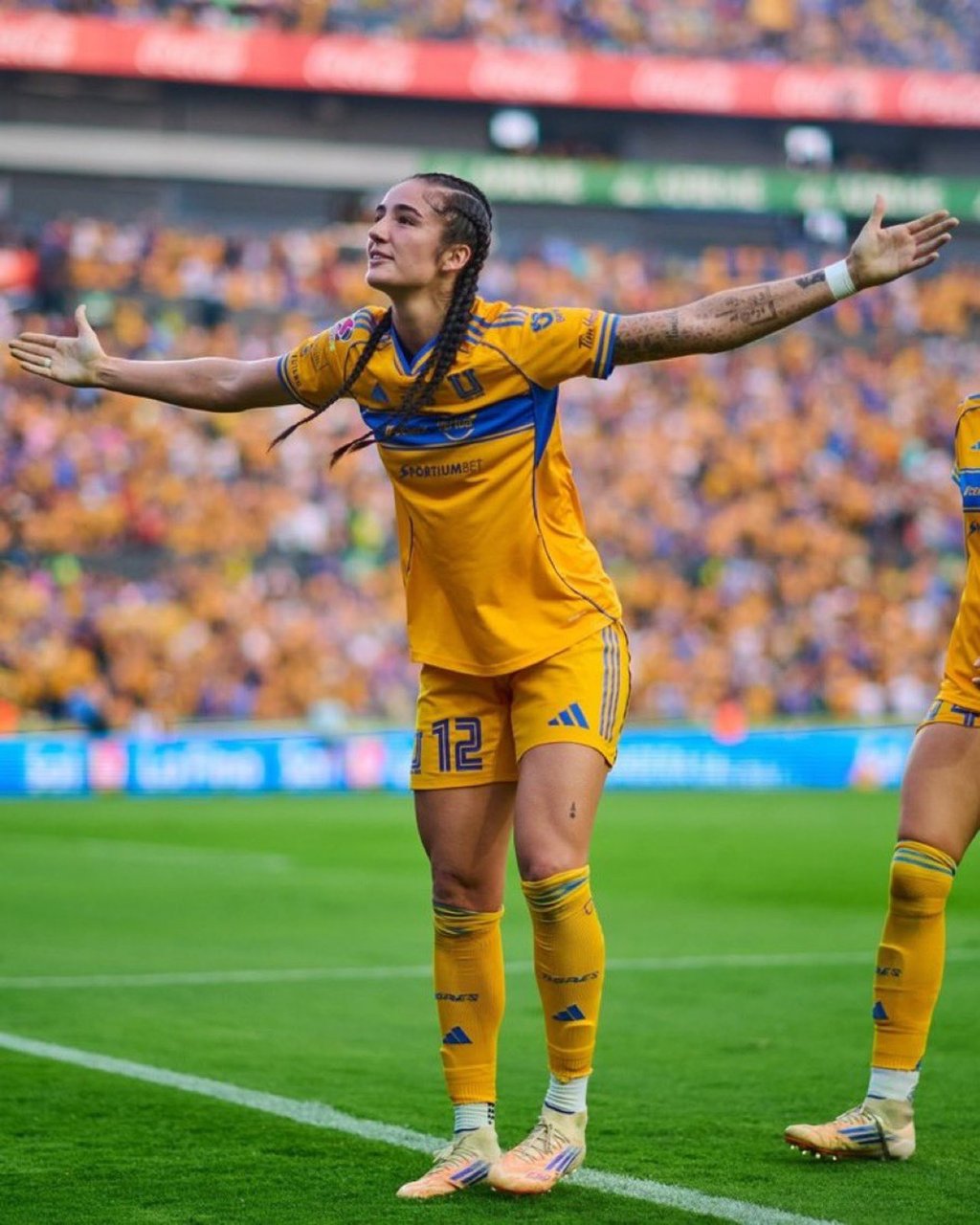 Letal. Con su póker ante Necaxa, Diana Ordóñez alcanzó los 20 goles en apenas 24 partidos oficiales con Tigres Femenil.