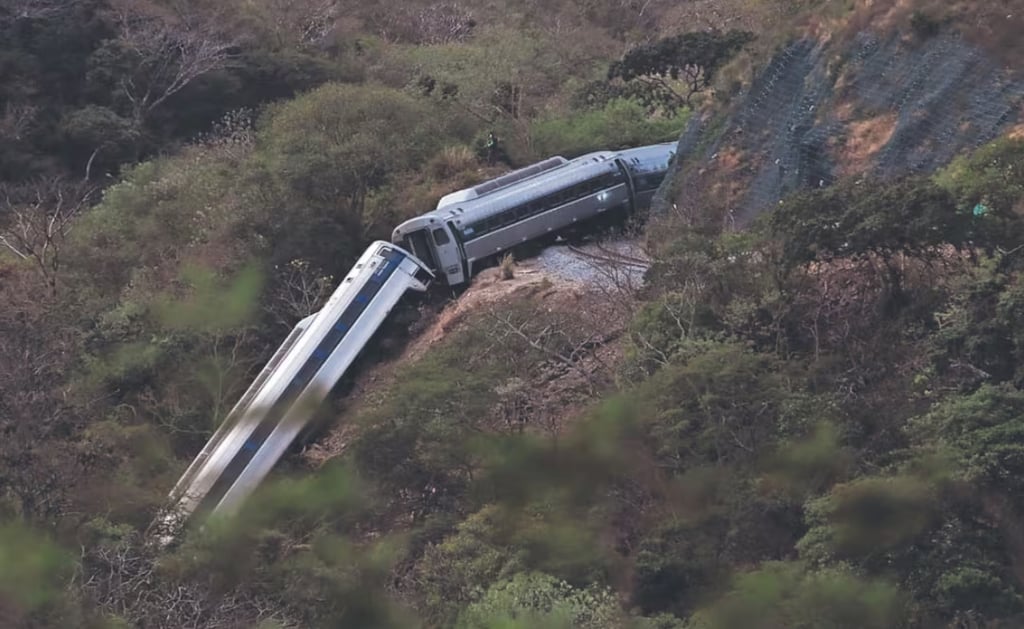 Víctimas de descarrilamiento presentan denuncias penales