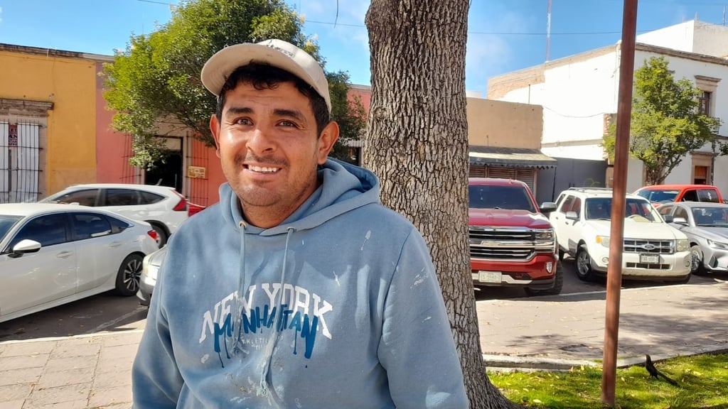 'Que no nos juzguen; estamos para ayudar'. Joel corrió a los locales cercanos para buscar un extintor y apagar el flamazo.