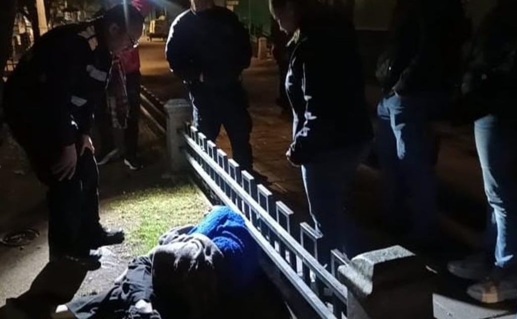 Vulnerables. Se implementó un operativo en la ciudad de Durango para proteger del frío a personas en situación de calle y reducir el riesgo de hipotermia. 