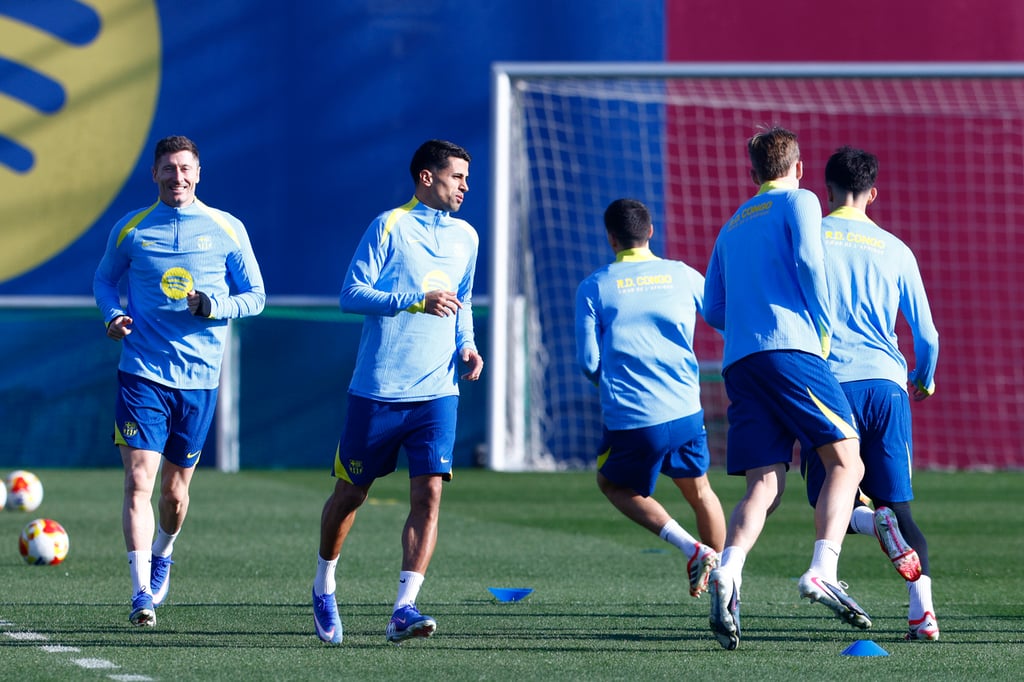 Alineación. Destaca que este partido podría representar el regreso de João Cancelo al XI inicial, tras reincorporarse al club en condición de cedido.
