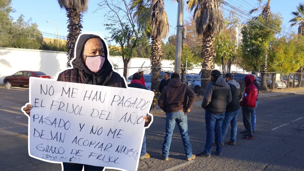 Productores toman oficinas de Alimentación para el Bienestar por acopio de frijol ineficiente