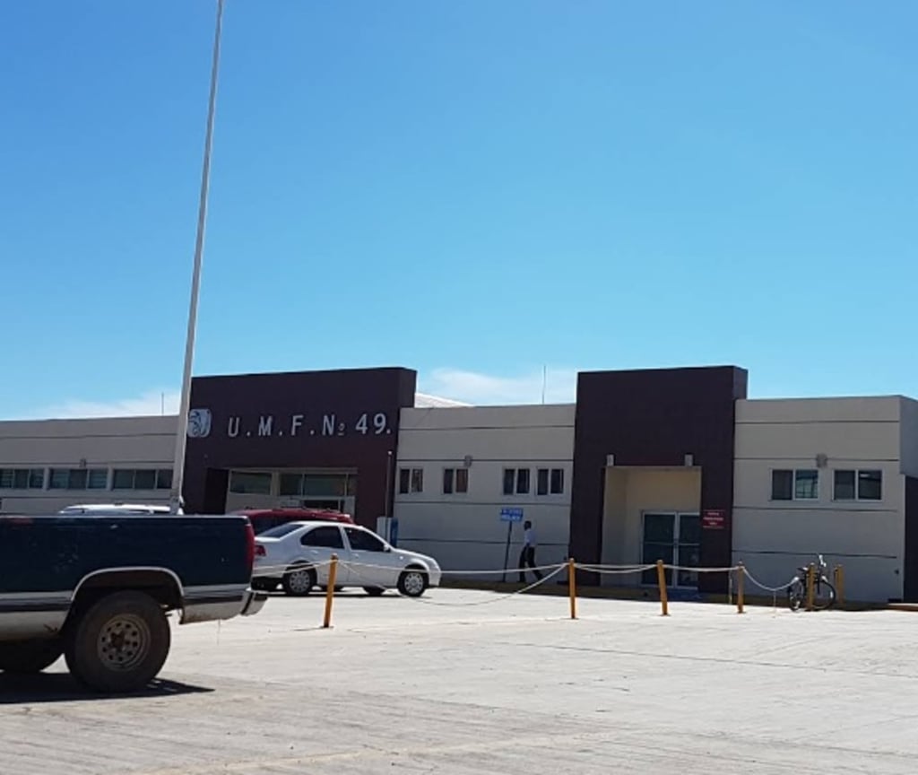 Situación. Mujer ingresa a la clíncia 49 del IMSS tras presunta agresión por violencia familiar.