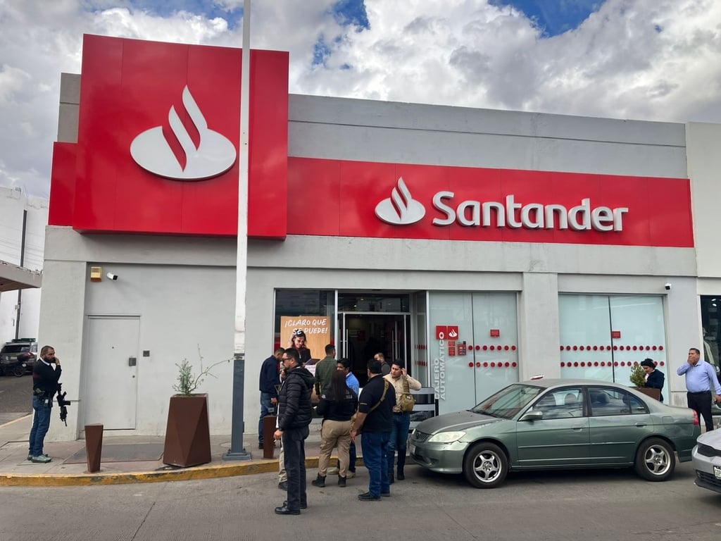 Situación. El presunto ladrón del Banco Santander, había robado una camioneta en una agencia para perpetuar su fechoría bancaria.