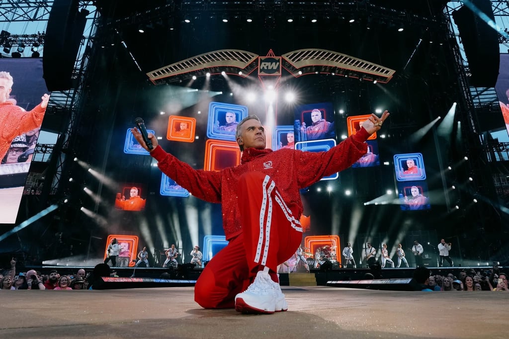 Robbie Williams sorprende con el lanzamiento de su nuevo álbum 'Britpop'