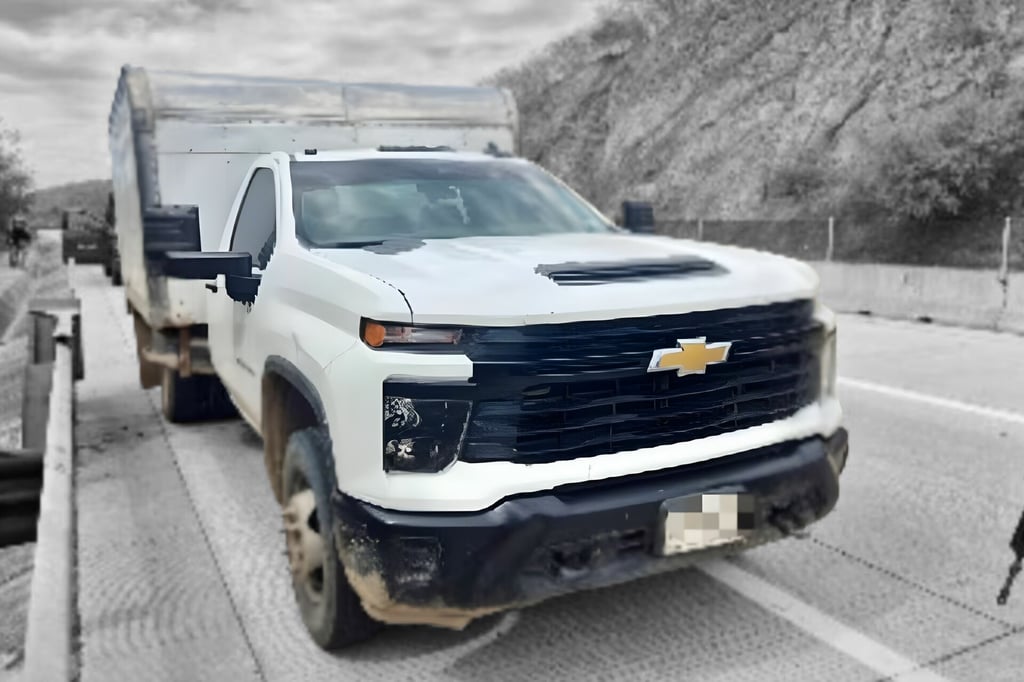 Violencia en Sinaloa: aseguran 98 explosivos y camión con combustible en Concordia y Mazatlán