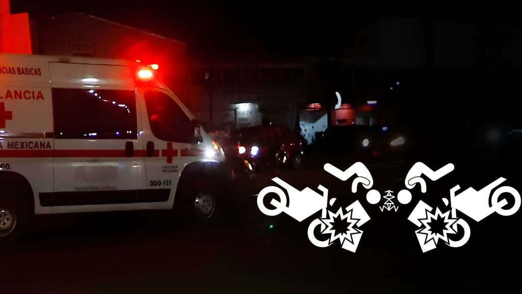 Par de motociclistas en Durango derrapan al intentar esquivarse para no chocar