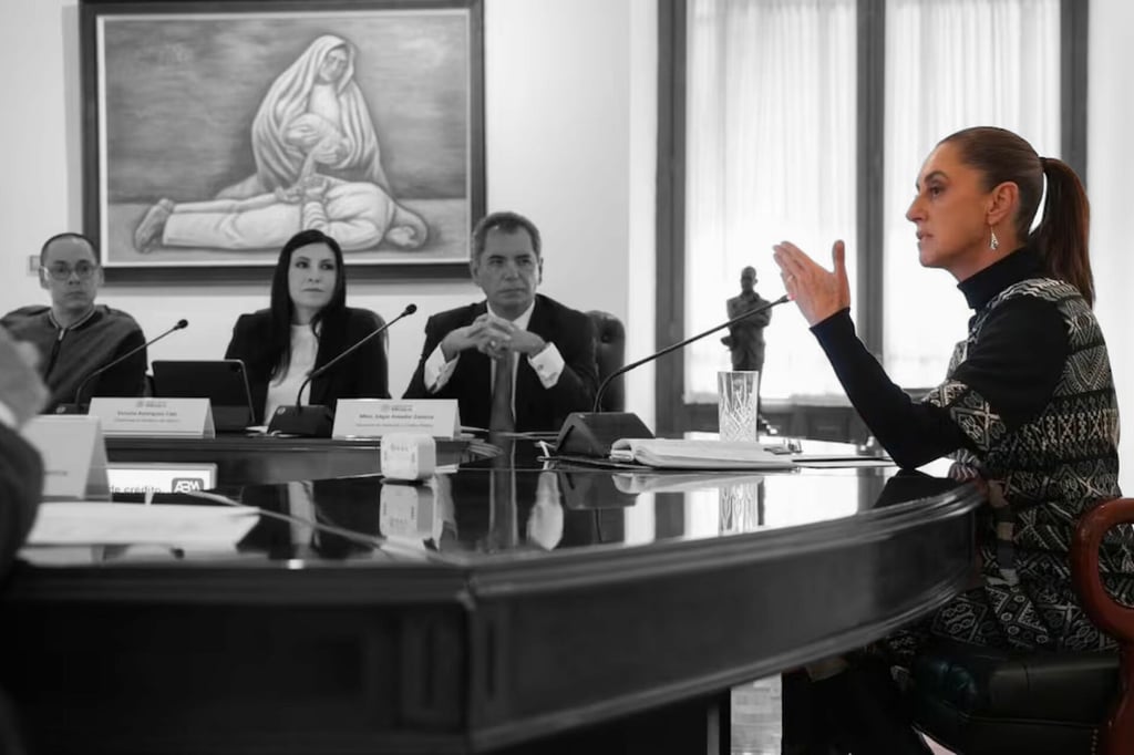 Sheinbaum se reúne con gobernadora de Banco de México y la ABM sobre perspectivas económicas