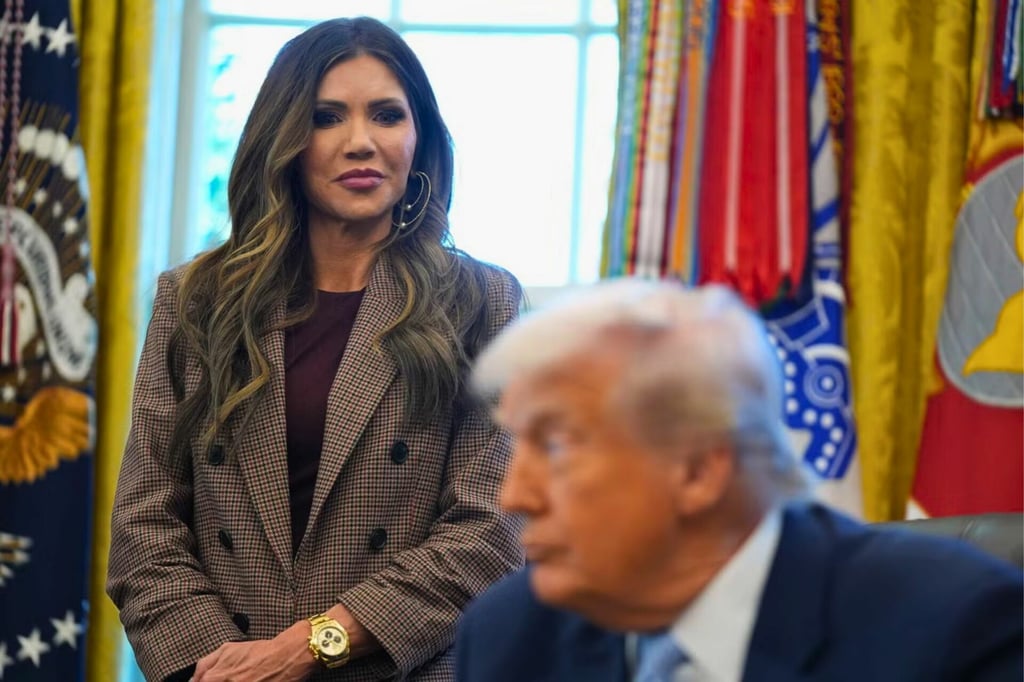 Trump ratifica a Kristi Noem, su secretaria de Seguridad, pese a muertes en Minneapolis