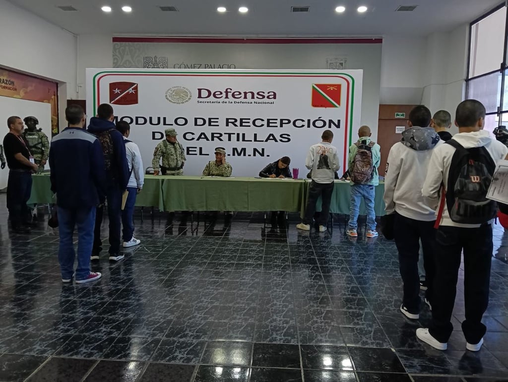 Lugar. La recepción de la media cartilla se llevará a cabo en el Salón Benito Juárez de la Presidencia Municipal.