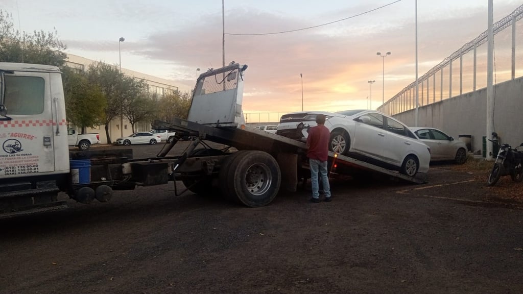 Caso. En el Barrio de Tierra Blanca encontraron un vehículo que tenía reporte de robo.	