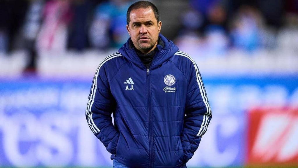 Desastre. El club deberá definir en los próximos días quién ocupará la dirección deportiva mientras enfrenta una crisis de resultados y falta de gol.