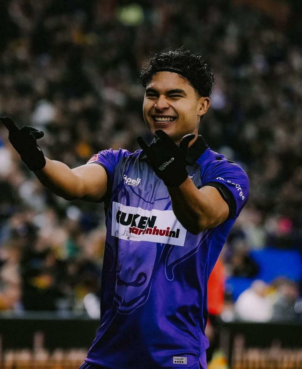 Regreso. El duranguense volverá al Feyenoord en este verano.