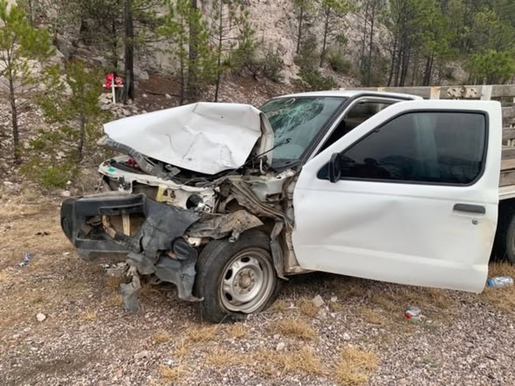 Accidente. Un choque en carretera a Topia dejó dos lesionados.