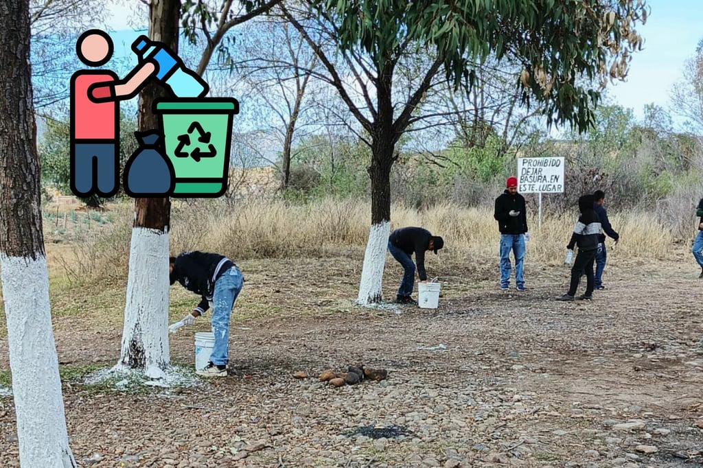 Normalistas realizan jornada de limpieza en el río La Sauceda