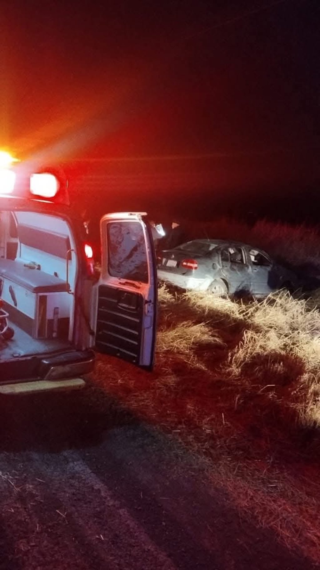 Luto. Muere pasajero tras volcadura en la carretera Francisco Zarco, en Nuevo Ideal.
