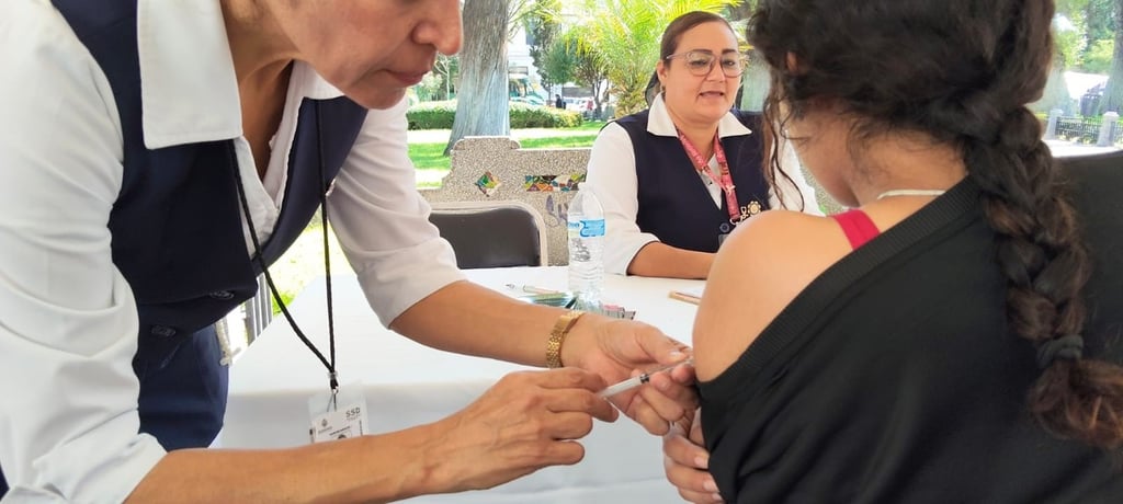 Acciones. Se está reforzando la campaña de vacunación sobre todo en la ciudad de Durango y se espera que este viernes se realice otra macrojornada de vacunación.