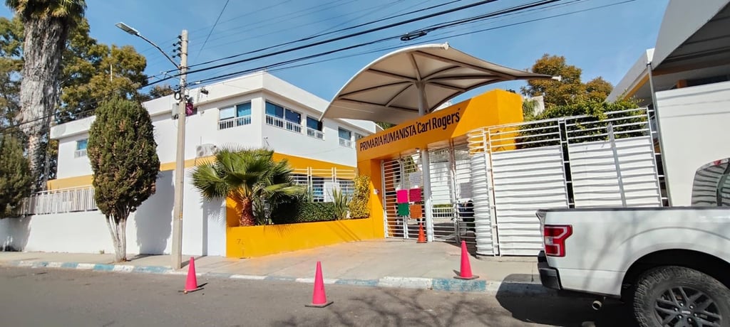 CADI. La encargada de la Dirección no quiso hablar sobre la denuncia en esta unidad educativa y la Directora General del sistema aseguró que no hay tal abuso y que es un golpeteo político.