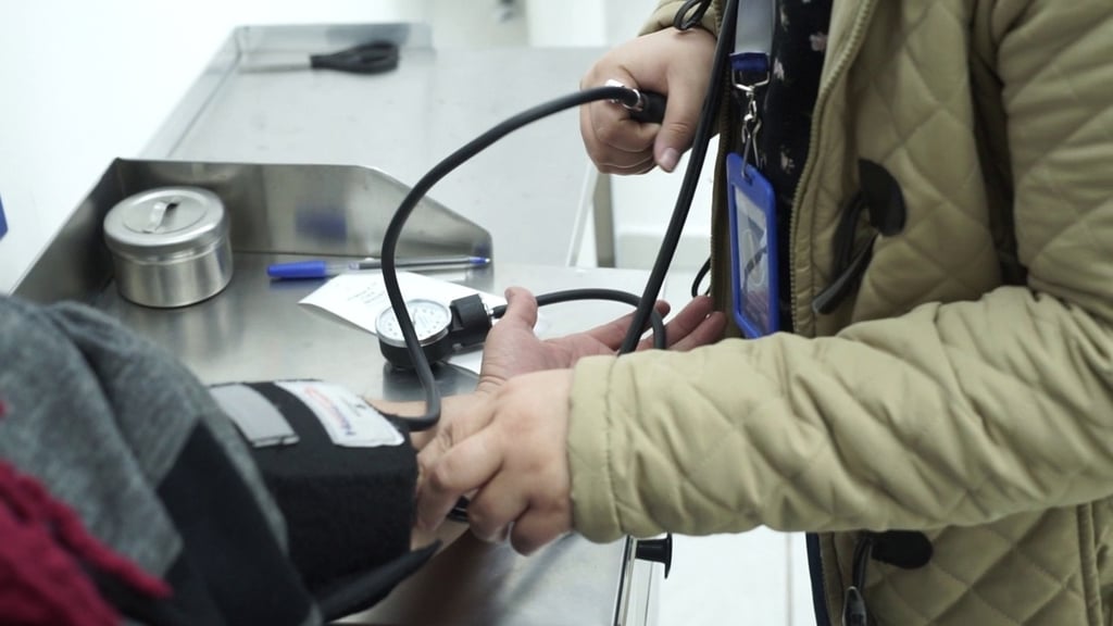 Chequeos. Además de hábitos saludables, las revisiones médicas periódicas son necesarias.