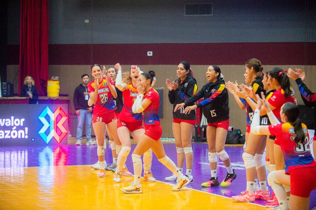 Coronelas de Durango mantiene el paso perfecto ante Freseras de Irapuato