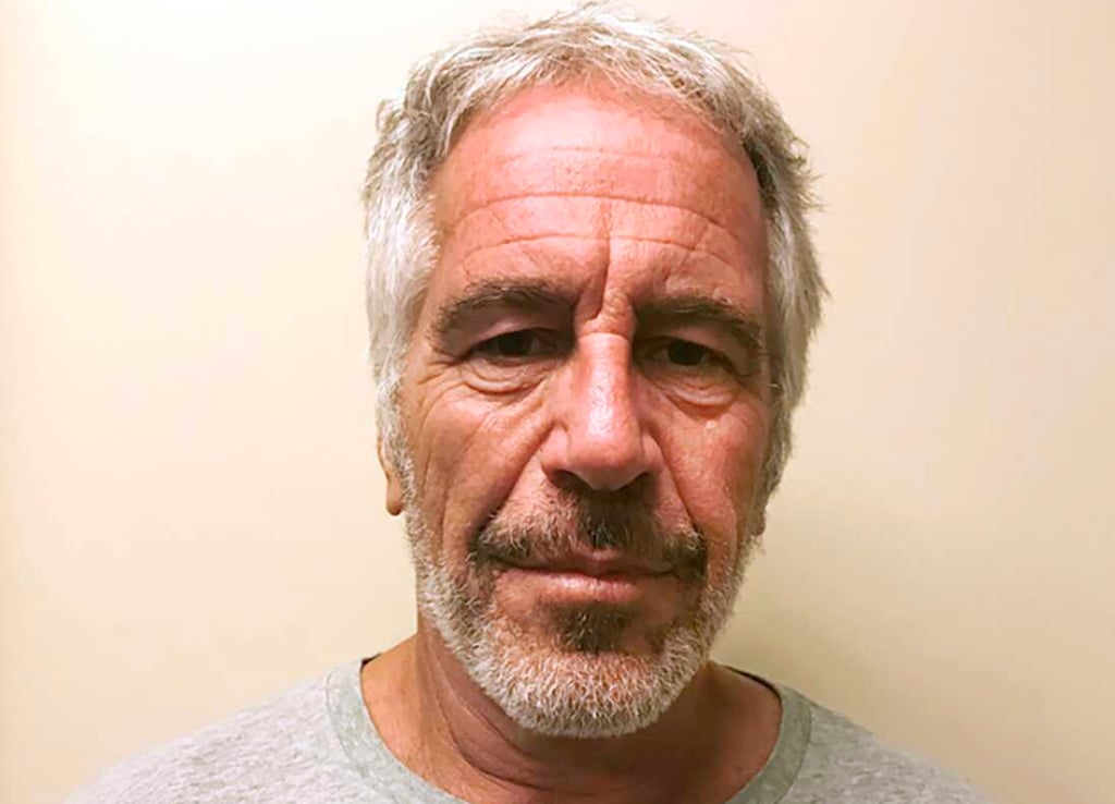 Niega FBI red de tráfico sexual de Jeffrey Epstein