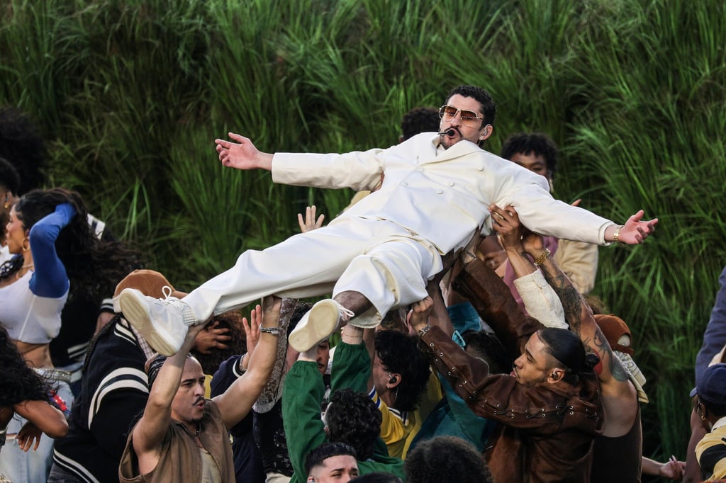 Congresistas republicanos piden multar y 'encerrar' a Bad Bunny por show del Super Bowl