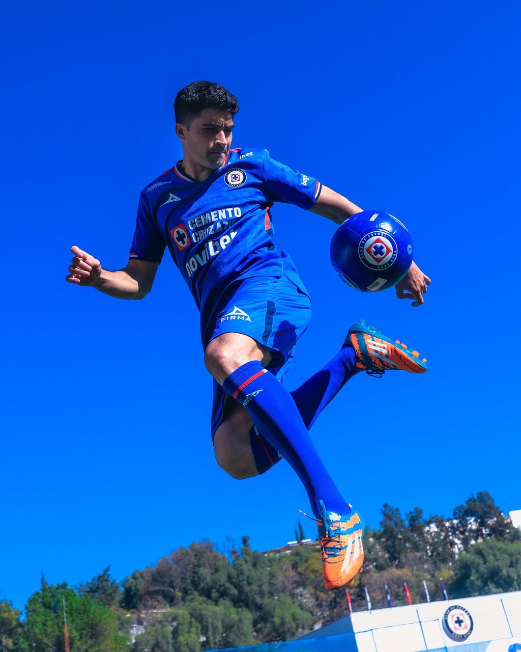 Dato. La Liga MX había concedido una prórroga hasta las 23:59, lo que permitió a Cruz Azul completar el trámite a tiempo.