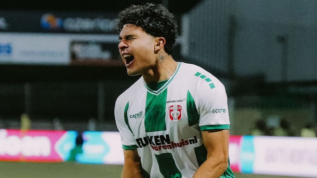 El duranguense Stephano Carrillo vuelve a marcar con Dordrecht en victoria ante el Emmen