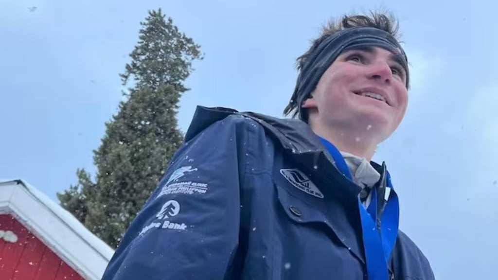 Histórico. Lasse y su madre (Sarah Scleper) son la primera pareja madre e hijo en competir en unos Juegos Olímpicos.
