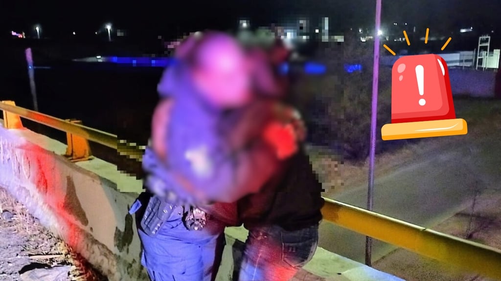 Evitan que joven mujer se arroje de puente vehicular en Durango