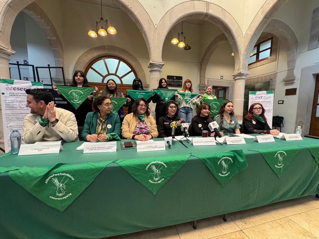 Seguimiento. Este martes en el Congreso del Estado se ofreció una conferencia de prensa para fijar posicionamiento por parte de diversos grupos y colectivos que están a favor de la despenalización del aborto.
