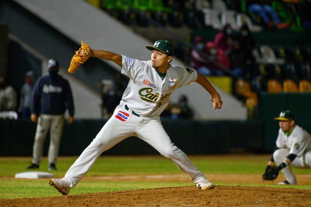 Elemento. Originario de San Quintín y con nueve campañas como profesional, Villalobos aporta oficio a un roster en plena renovación.