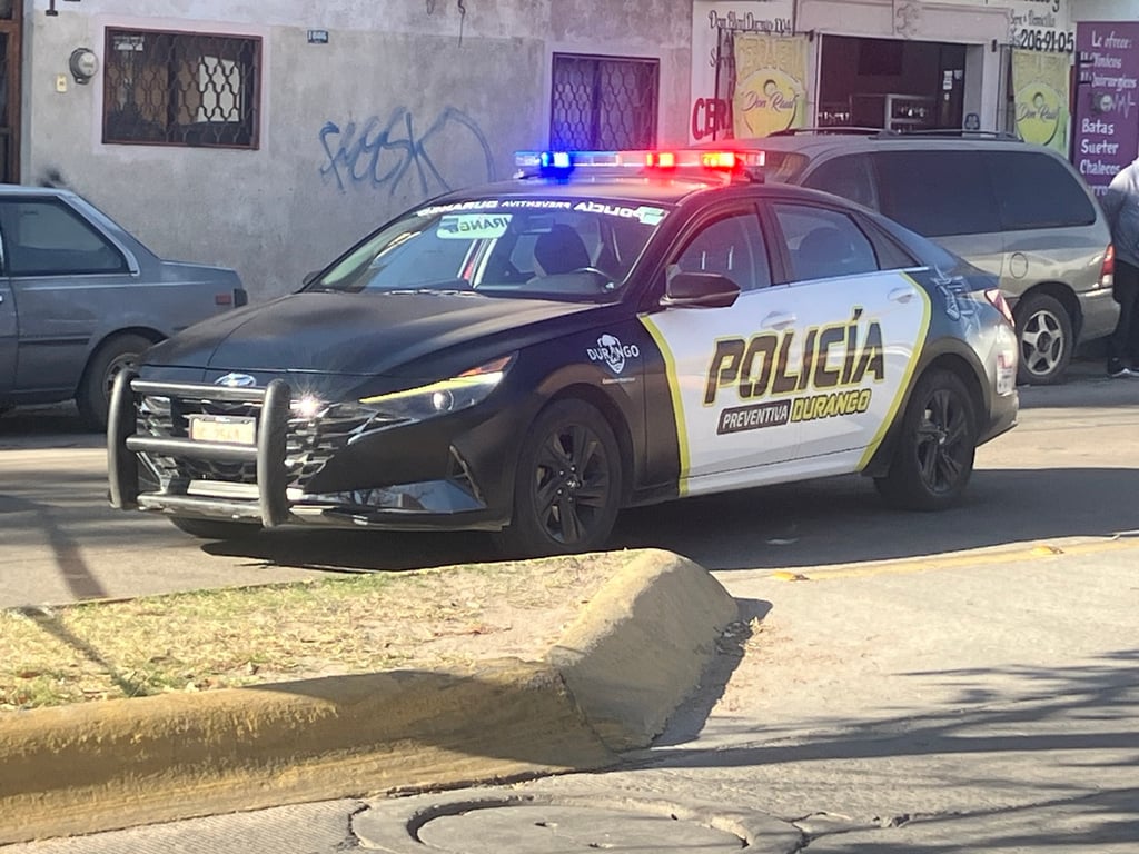 Hecho. Asaltaron con cuchillo una tienda de conveniencia en el fraccionamiento Aserradero, en la ciudad de Durango.