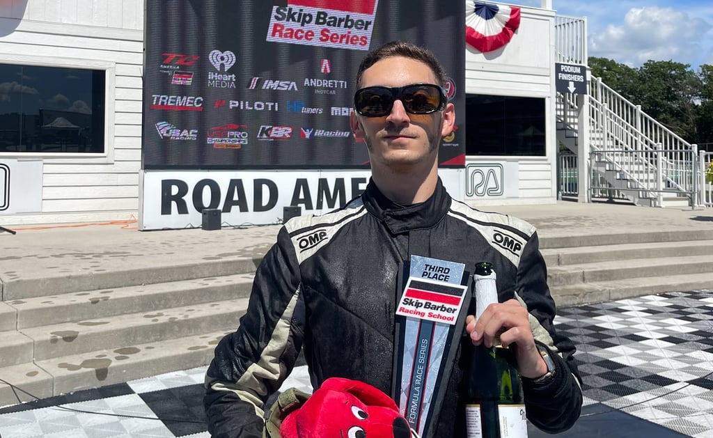 Perfil. Originario de la CDMX, Orzynski ha ganado notoriedad tras documentar su carrera profesional a través de redes sociales.