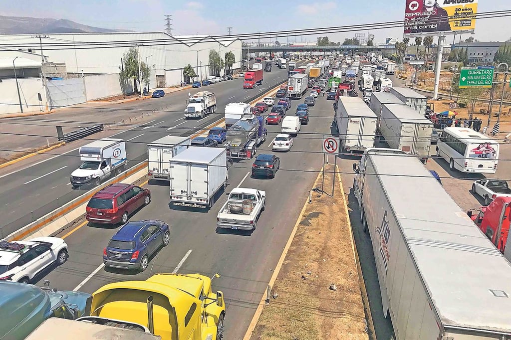 Bloqueos. Aunque no se han cuantificado, empresarios locales tuvieron pérdidas económicas por la espera en los bloqueos, reconoció el Presidente del CCE. 