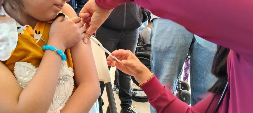 Acciones. No se ha detenido la campaña contra la vacunación; sigue siendo permanente y una prioridad, sobre todo para los menores de cero a 12 años.