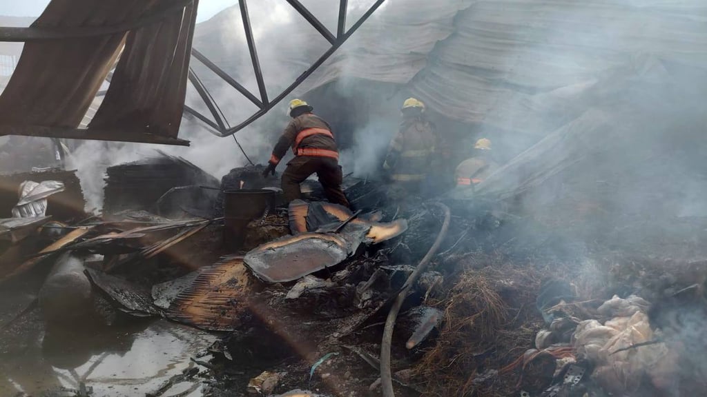 Interrogante. Se desconocen las causas del siniestro, pero no fue necesario realizar evacuación alguna de las construcciones aledañas.
