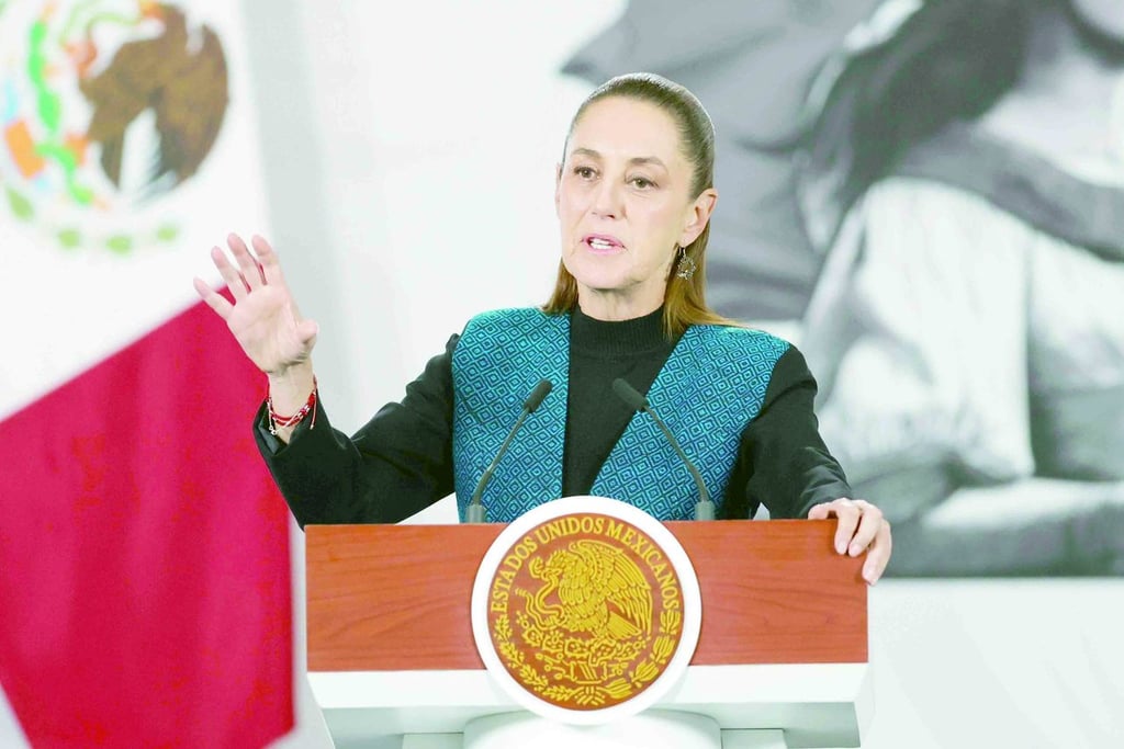 Claudia no cede en quitar 'pluris'