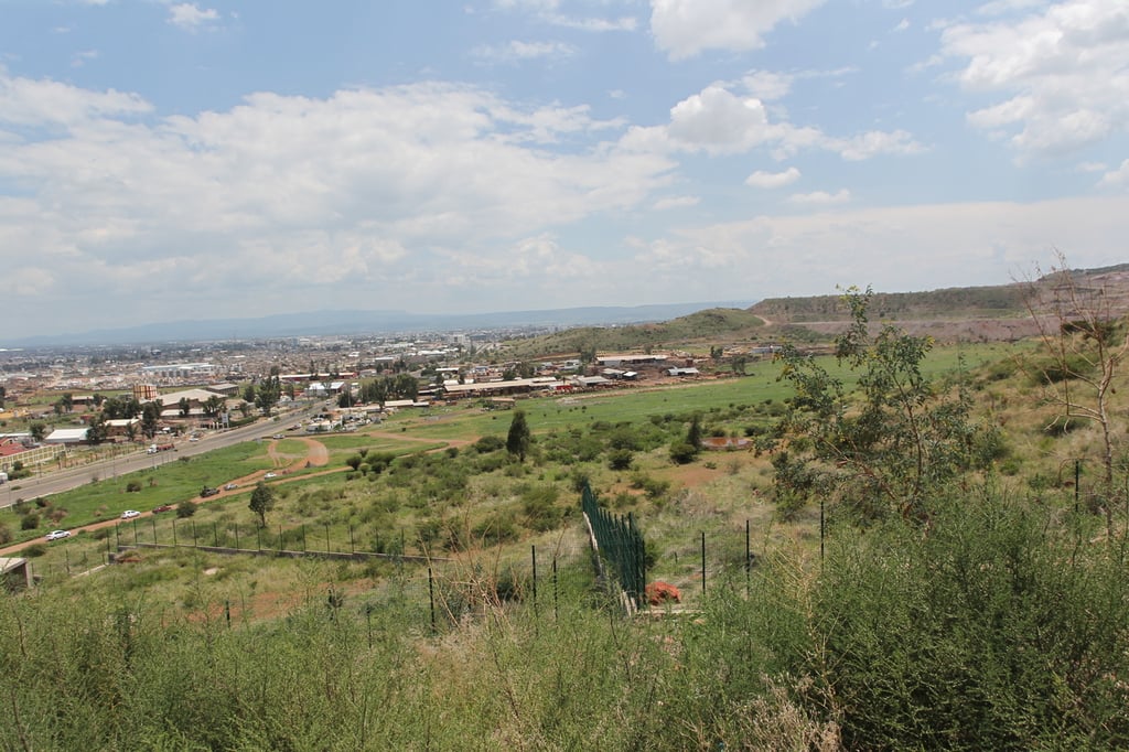 Apoyo. En la jornada de asesoría, también se canalizaron los casos que requerían atención de dependencias. 