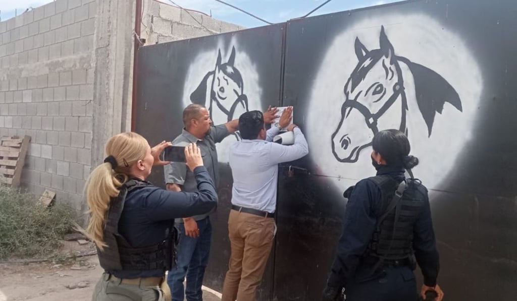Legalidad. En el lugar fueron colocados sellos de clausura; el inmueble quedó a disposición de la autoridad competente.