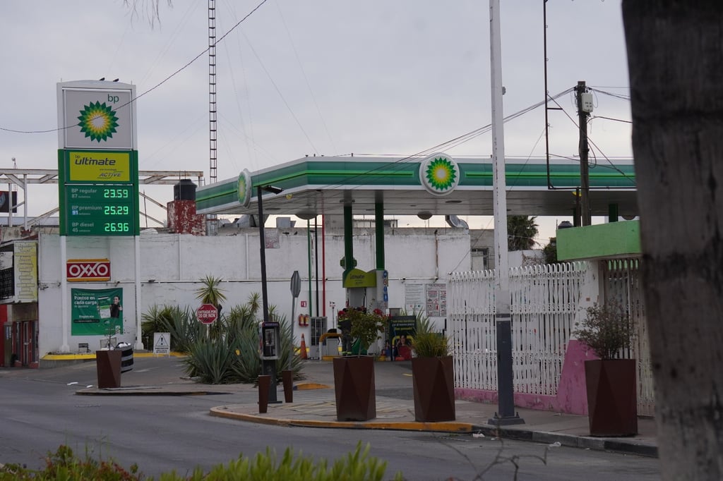 Escenario. El conflicto en Medio Oriente ya ha repercutido en el precio de los combustibles.