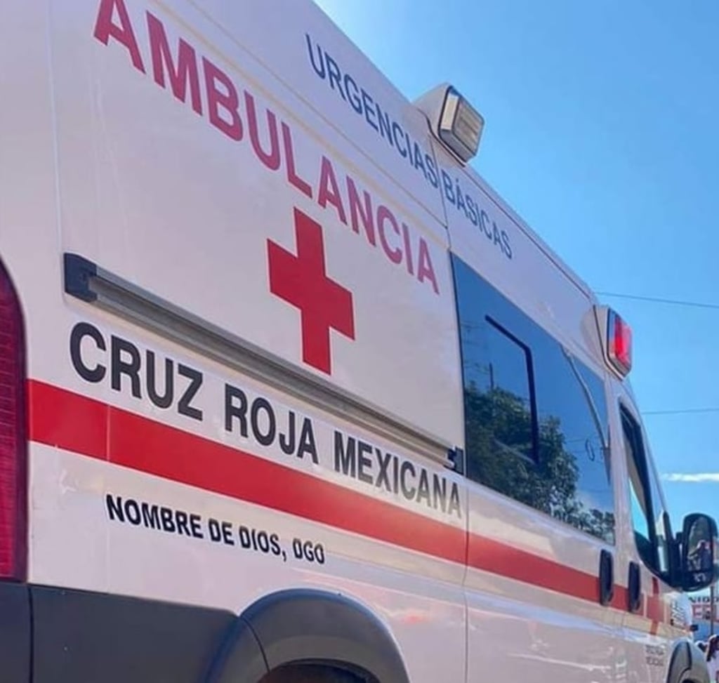 Hecho. Una motociclista resulta lesionada tras choque cerca de gasolinera en Nombre de Dios.