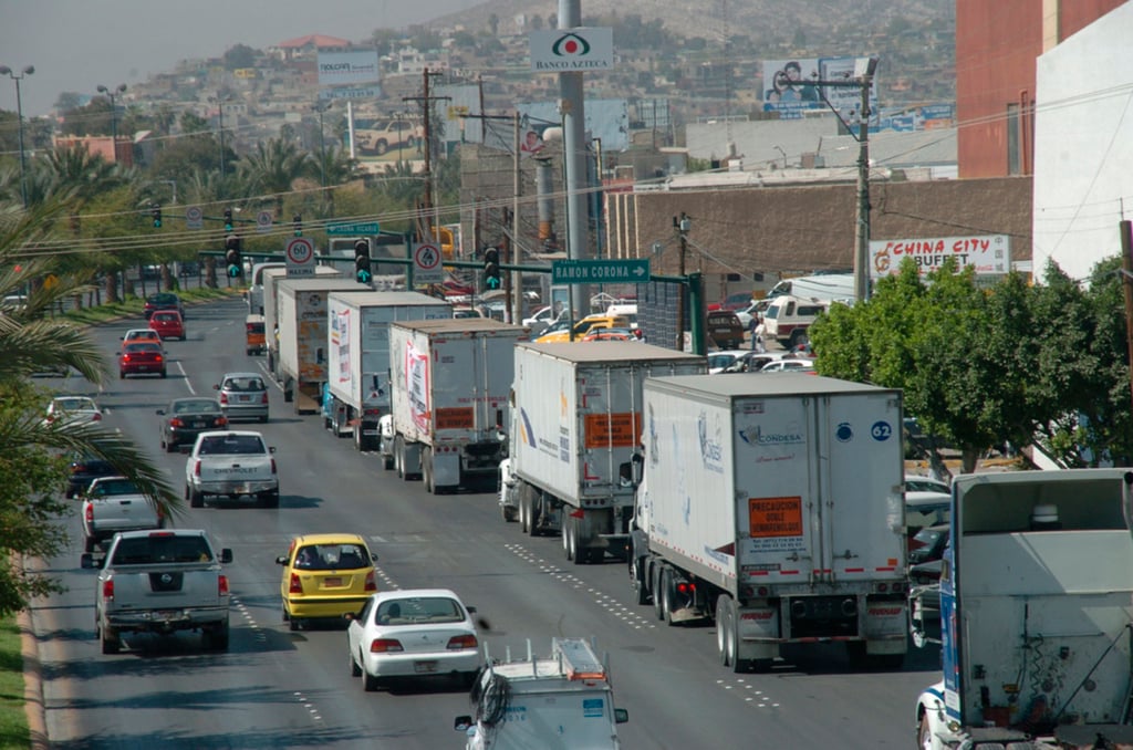 Consecuencia. Un aumento en el precio del diésel impacta en la economía en general, ya que propicia aumentos en otros rubros y, con ello, una mayor inflación. 