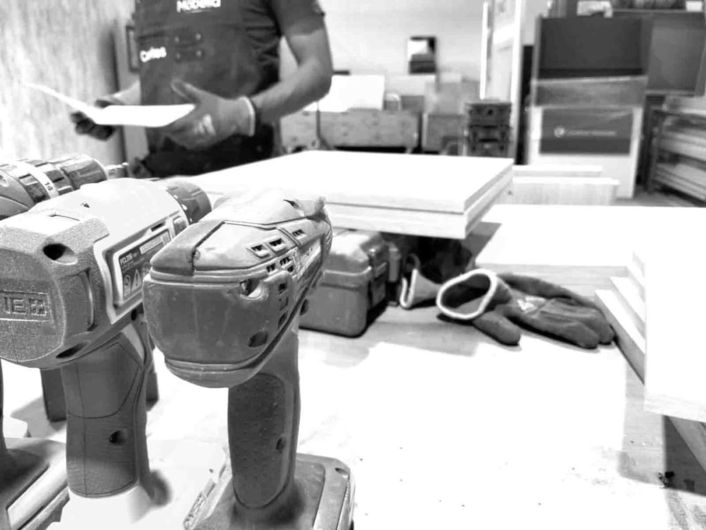 Postura. El Presidente del Clúster del Mueble de Durango señaló que, pese a las adversidades, algunas empresas siguen exportando. 