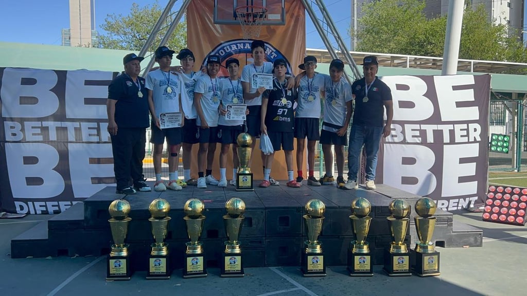 Destacados.  Jóvenes duranguenses lograron poner el nombre del estado en alto.