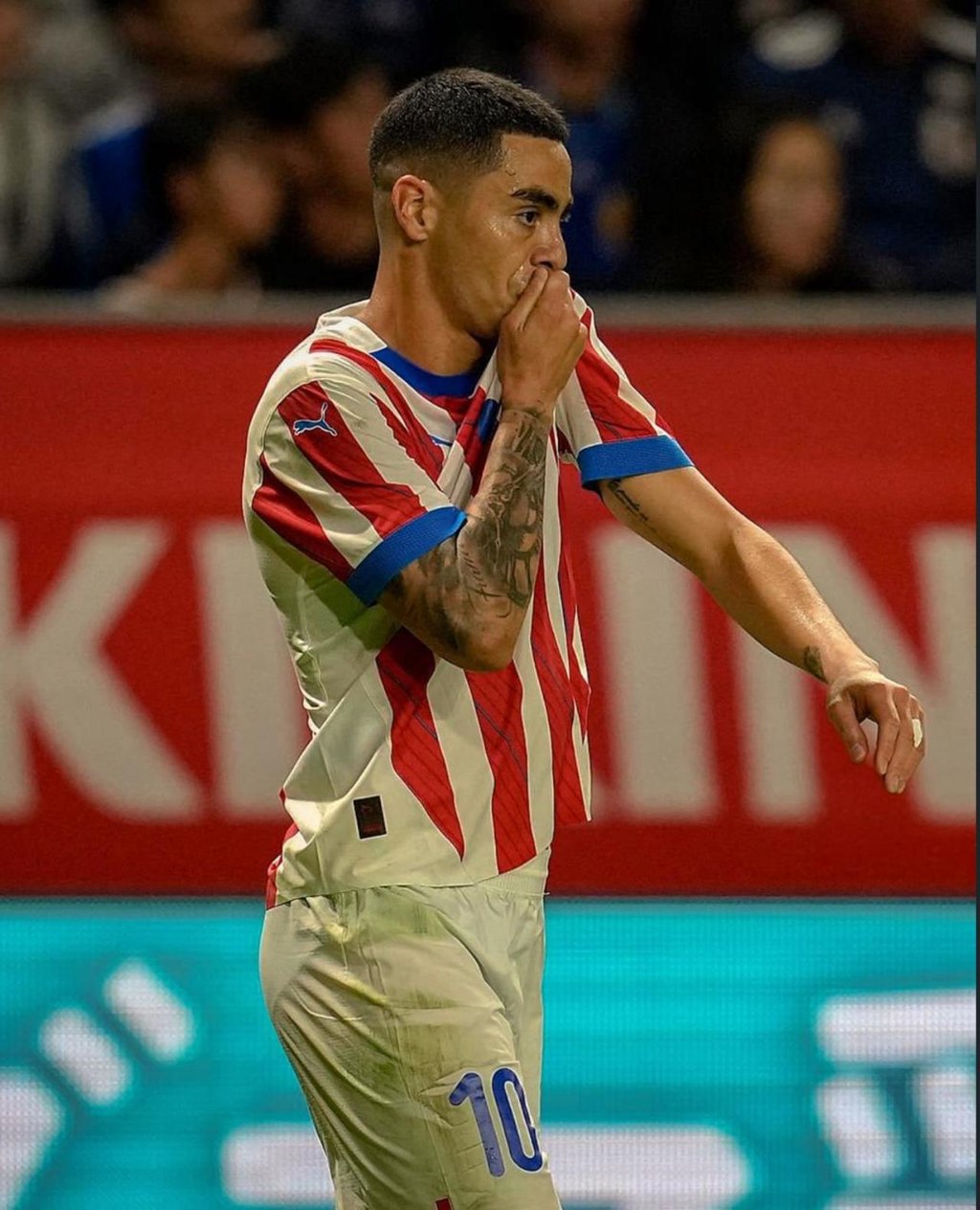 Capitán. Tanto en su equipo, Atlanta United en la MLS, como en la Selección de Paraguay, Almirón porta el gafete.