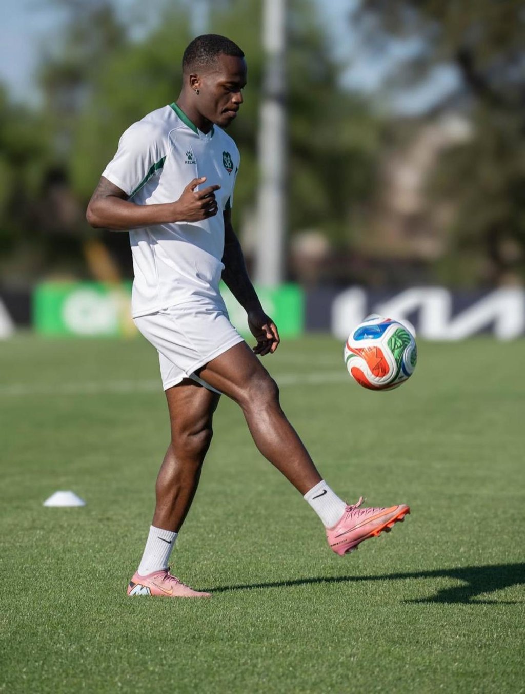 Lugares. Tanto en Nuevo León como en Jalisco, solo dos selecciones llegarán a la Copa del Mundo 2026.