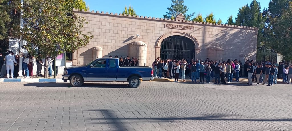 Docentes del ITD exigen pagos atrasados